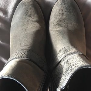 Sonoma Moro style booties